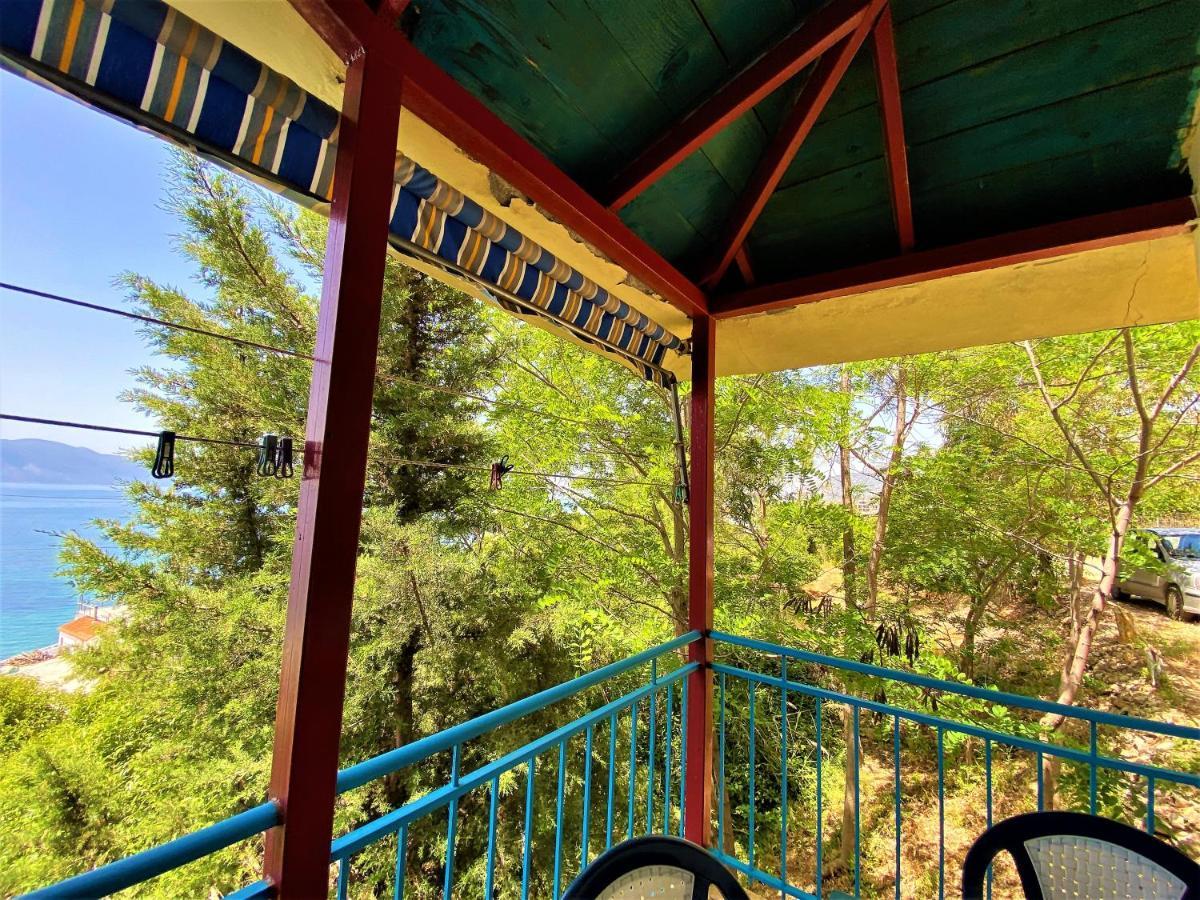 Ramo'S Cozy Beachside Haven With Panoramic Views - 1St Vlorë Eksteriør billede